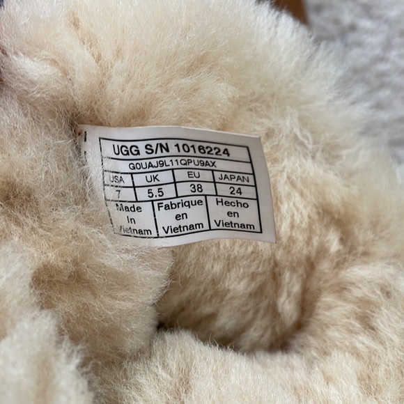 Classic tall UGGS, brown, EU38 - Picture 5 of 6